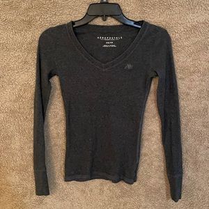 Like new Aeropostale gray long sleeve thermal shirt size XS